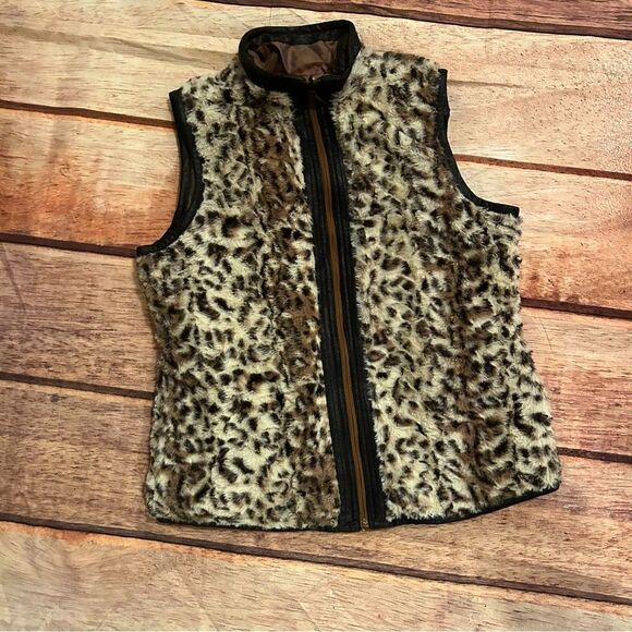 CAbi Jackets & Blazers - Cabi Reversible Vest Cheetah fo-fur/ brown black Vest Size Small